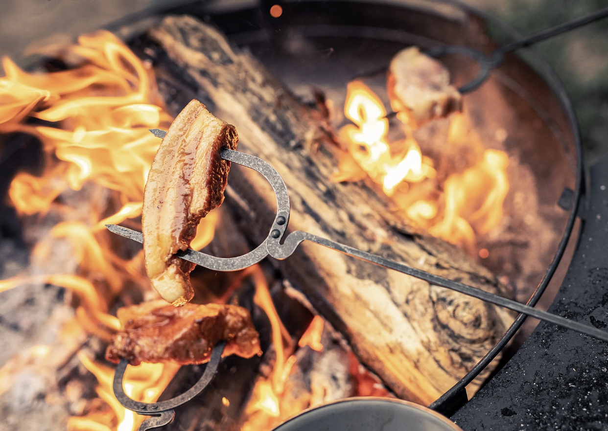 B541E513-3180-4010-A811-4570034A1BE3